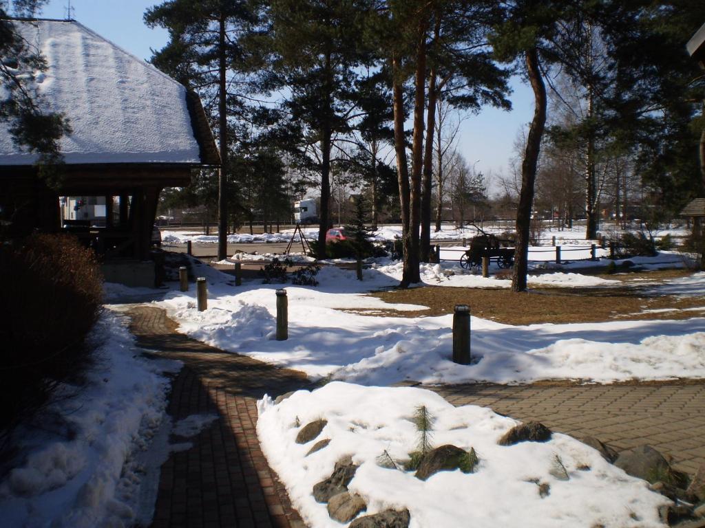 Hotel Visdari Rumbula Zewnętrze zdjęcie